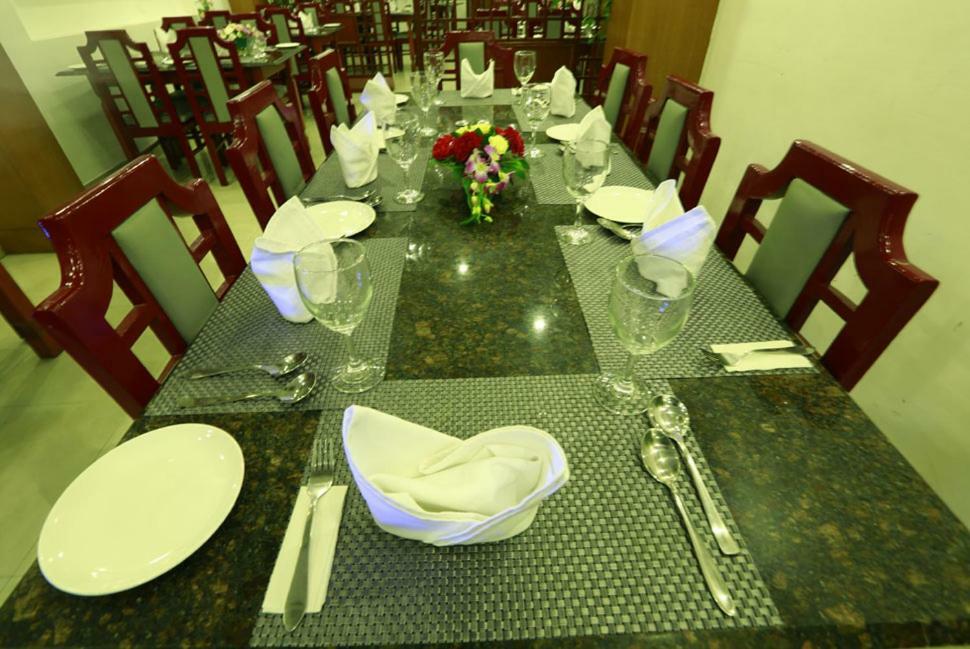 Priyadarshini Park Hotel 3*