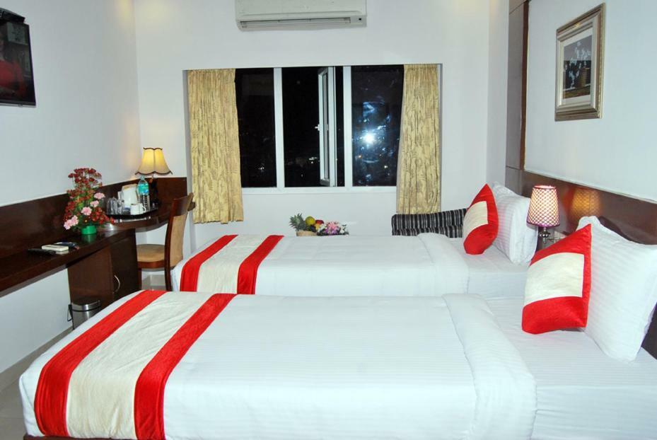 Hotel Priyadarshini Park 3*